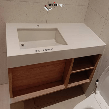 JS NEW DOWN WHITE SAUJANA DUTA, SEREMBAN 2